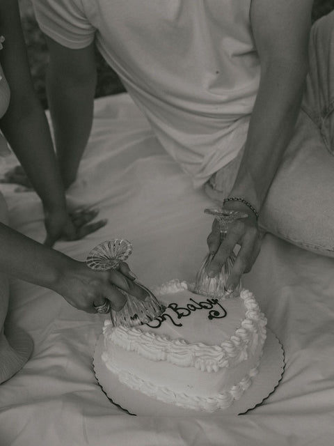 Comment organiser une baby shower mixte, utile et mémorable ?